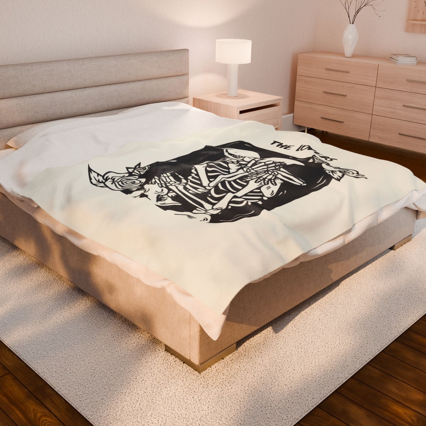 Velveteen plush blanket cozy soft throw with whimsical Halloween design
Plush polyester blanket for Halloween movie nights or seasonal décor
Warm velveteen blanket soft cozy throw for living room or bedroom
Halloween-themed plush blanket festive cozy holiday home décor
Durable polyester velveteen blanket quick-drying soft cozy style