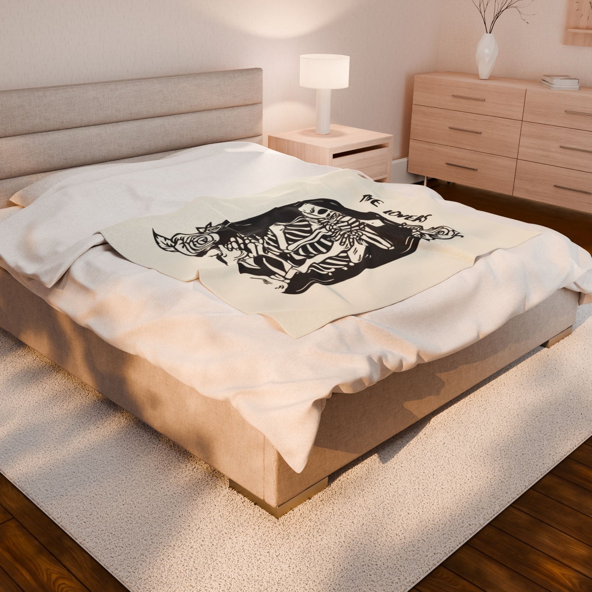 Velveteen plush blanket cozy soft throw with whimsical Halloween design
Plush polyester blanket for Halloween movie nights or seasonal décor
Warm velveteen blanket soft cozy throw for living room or bedroom
Halloween-themed plush blanket festive cozy holiday home décor
Durable polyester velveteen blanket quick-drying soft cozy style